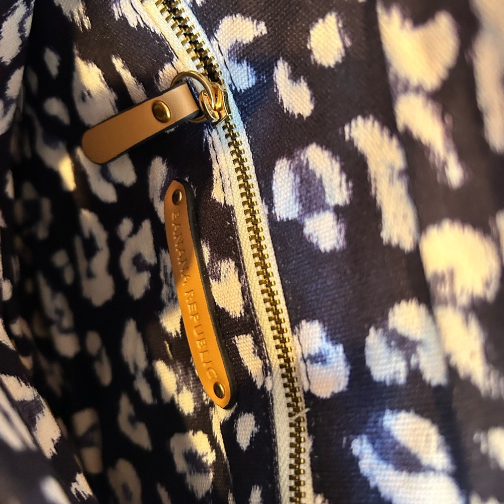 Woven Raffia Envelope Clutch - Picture 3 of 4